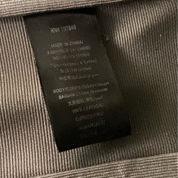 Snake Print Leather Handbag - Picture 12 of 12